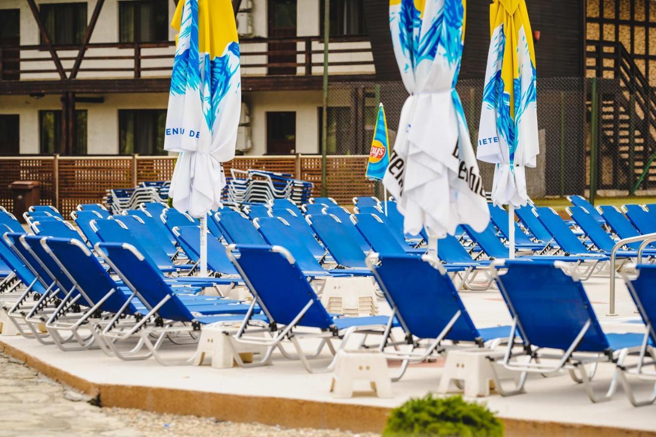 Hotel Class Brezoi Kültér fotó